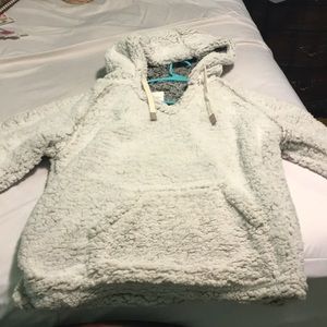Fluffy white/grey sweatshirt